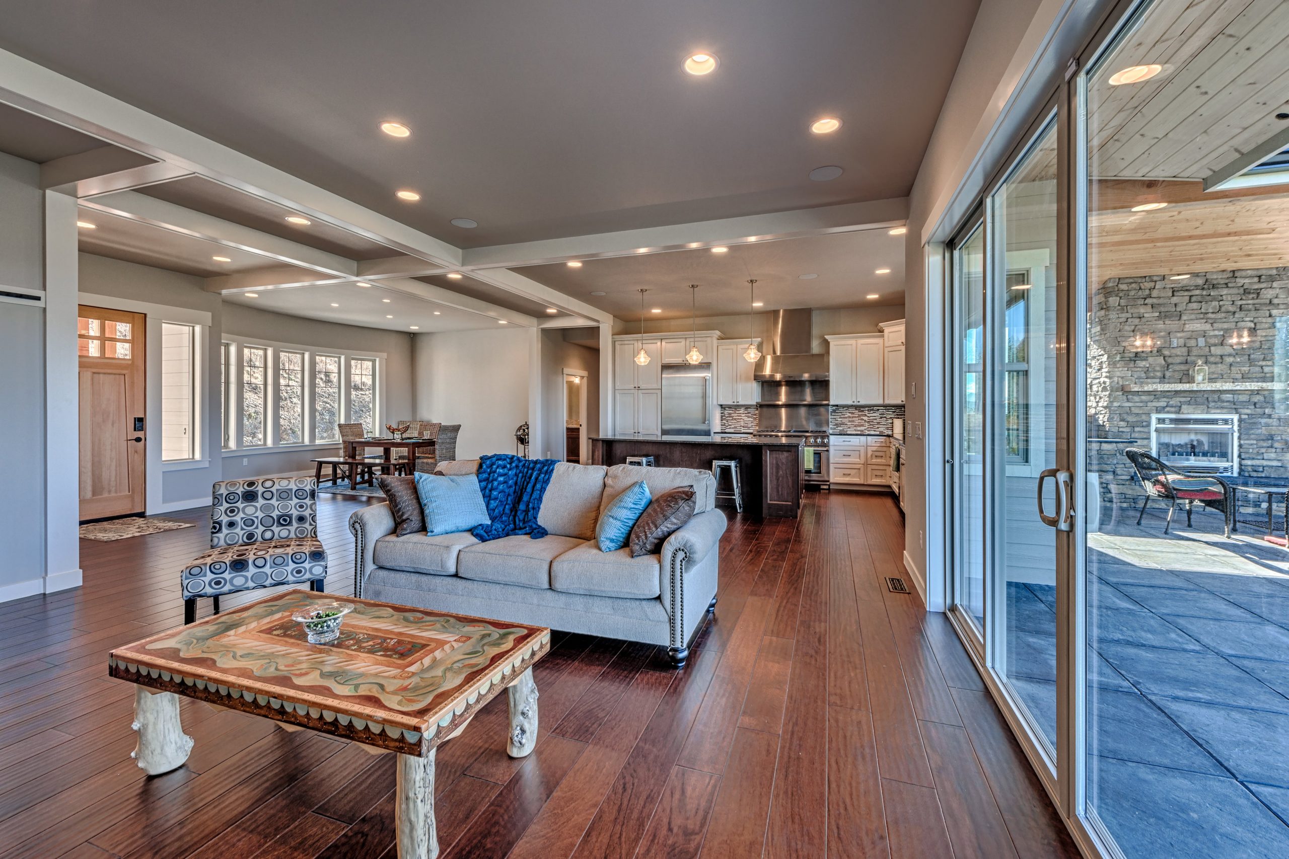 AvalonWay7622-mcmanusphoto_0052_HDR-min