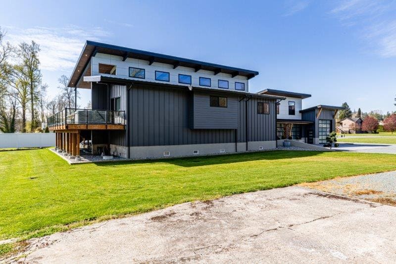 SawyerCt_Exterior (11 of 24)