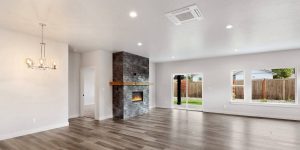 026_1715_Hillcrest_Piazza (Custom)