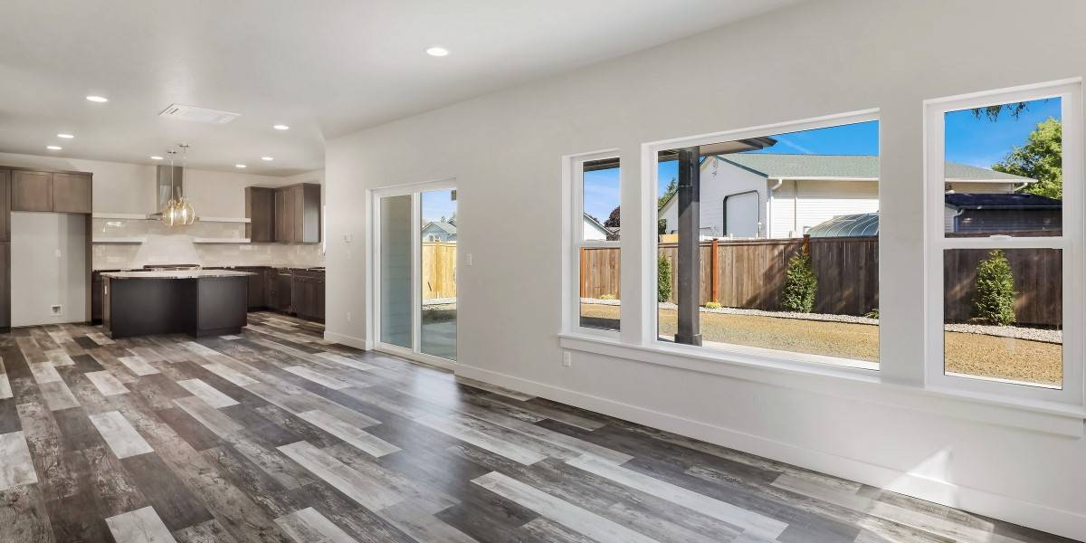 027_1719_Hillcrest (Custom)