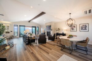 12-890 Burlington Heights-2-min