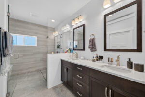 15-14735 Avon Allen Rd-126