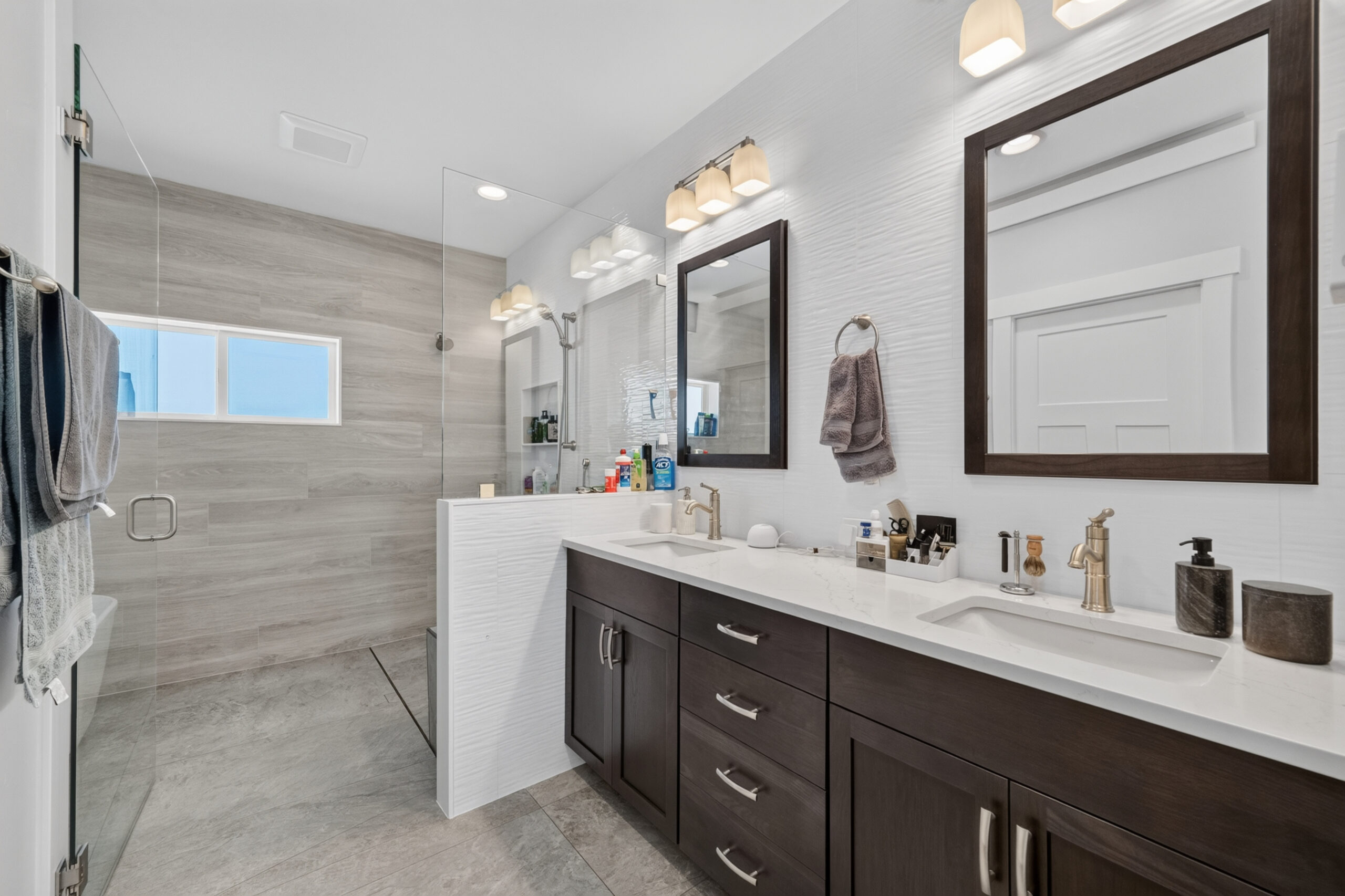 15-14735 Avon Allen Rd-126